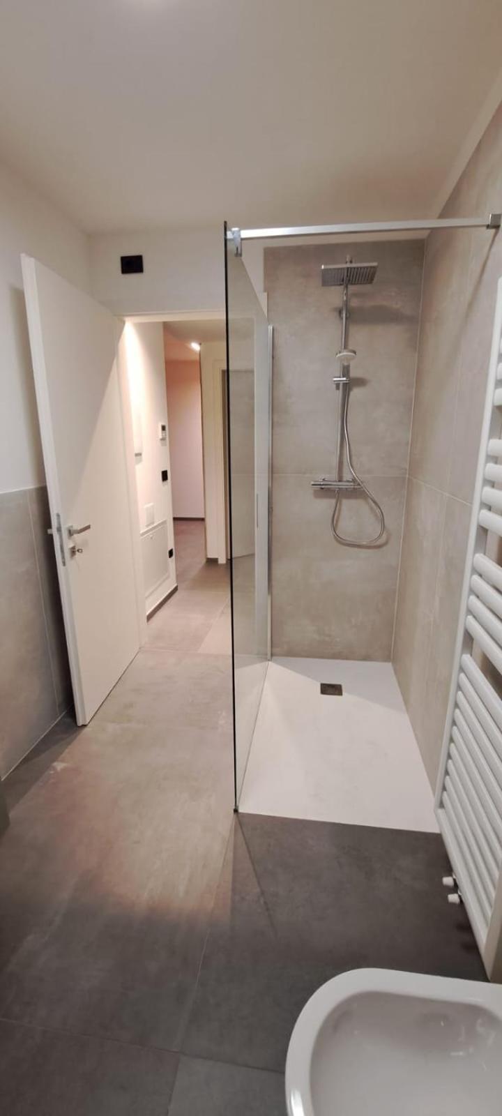 Il Nido Del Peller Apartment Cles Luaran gambar