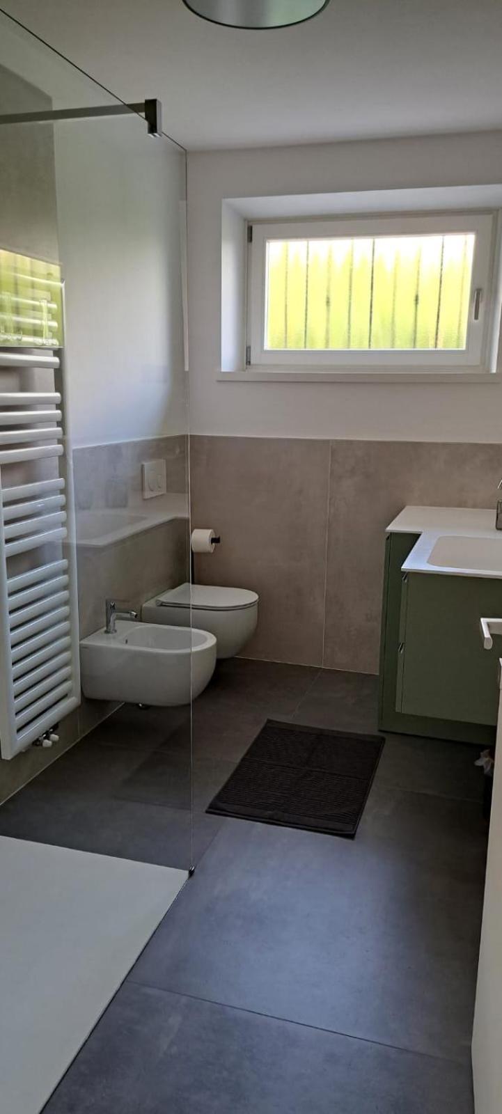 Il Nido Del Peller Apartment Cles Luaran gambar