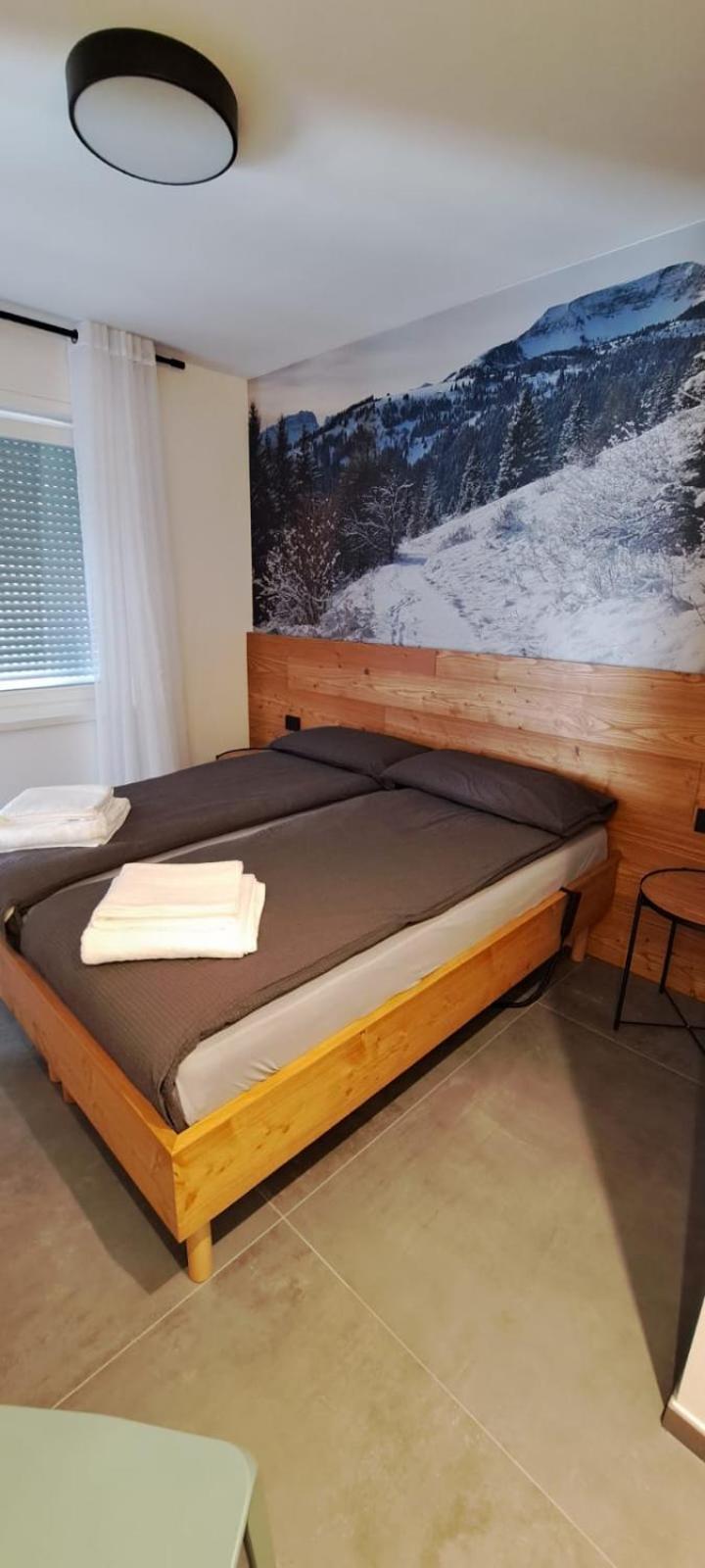 Il Nido Del Peller Apartment Cles Luaran gambar